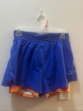 Royal blue Fabletics shorts with pocket